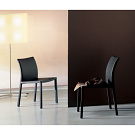 James Br&ouml;nte Mirta Chair