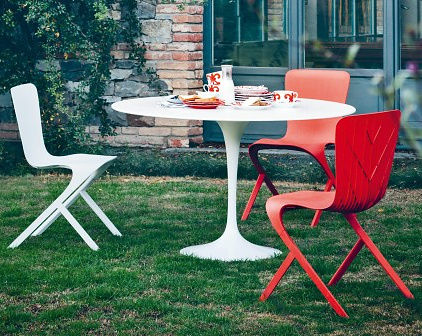 Eero Saarinen Tulip Outdoor Dining Table Eero Saarinen Tulip Outdoor Dining Table